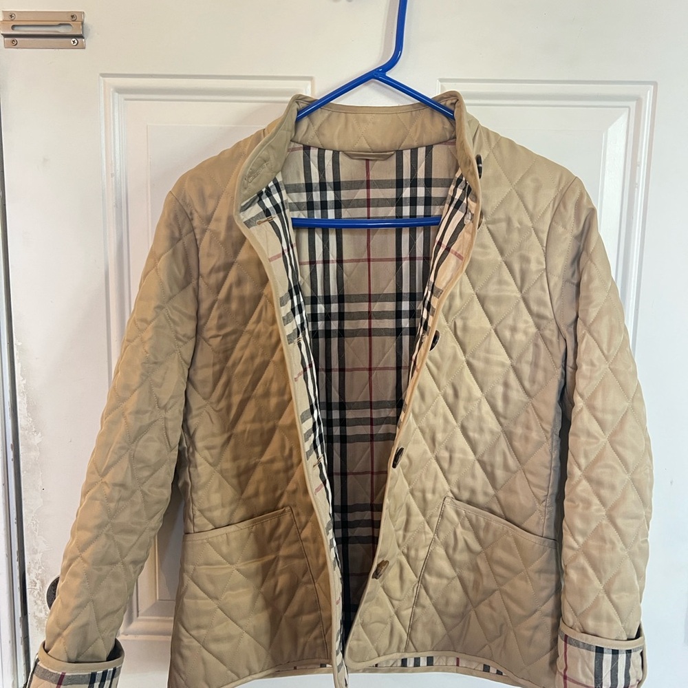 Authentic Vintage 2000s Burberry Nova Quilted Women’s Jacket